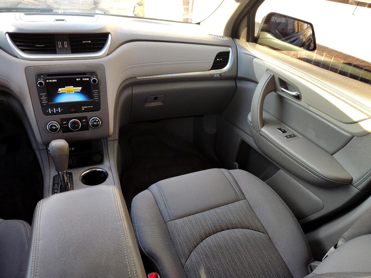 Chevrolet Traverse LS 2016