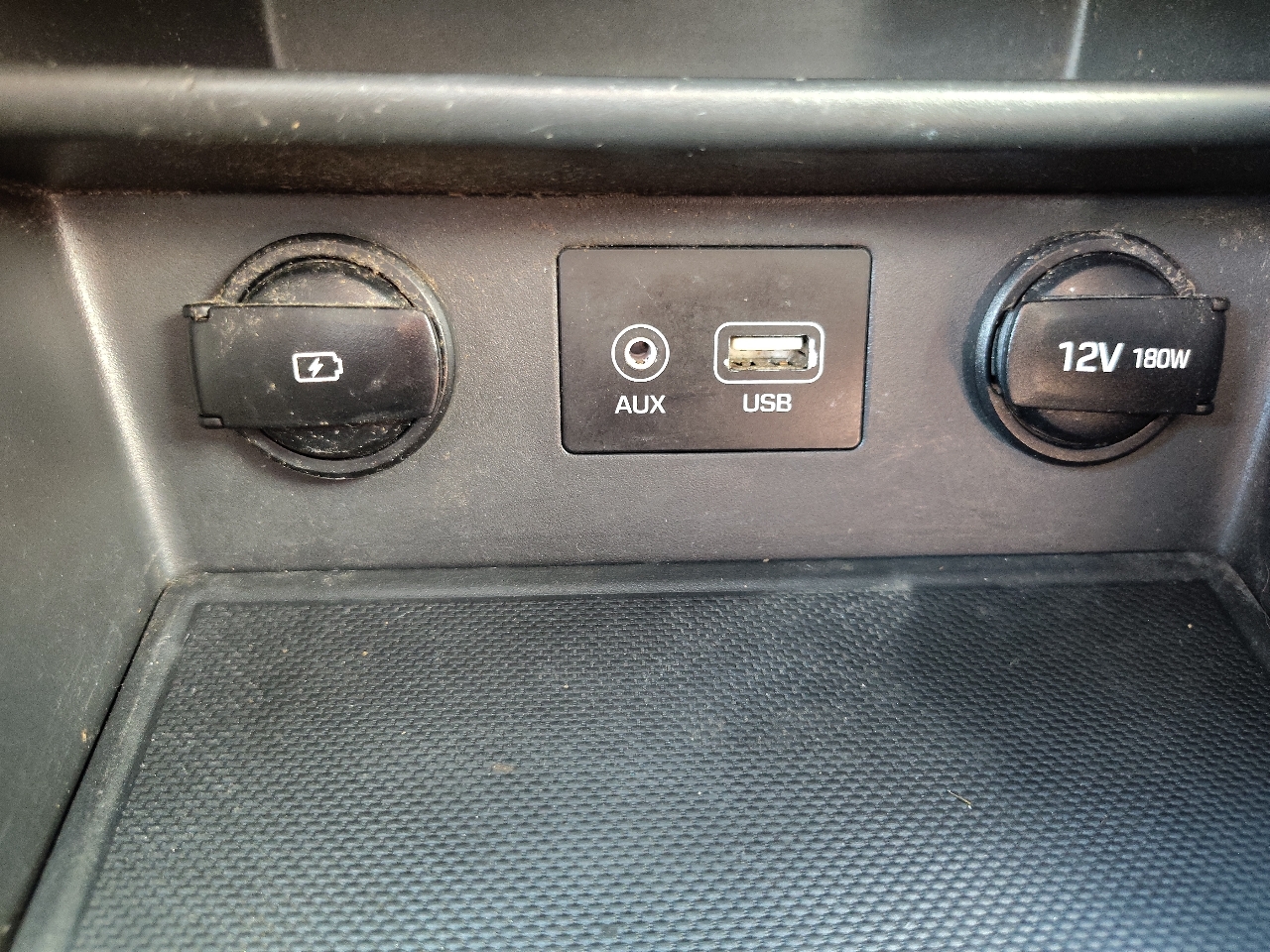 Hyundai Kona SE AWD 2021