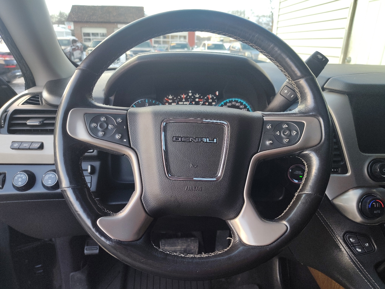 GMC Yukon XL Denali 2018