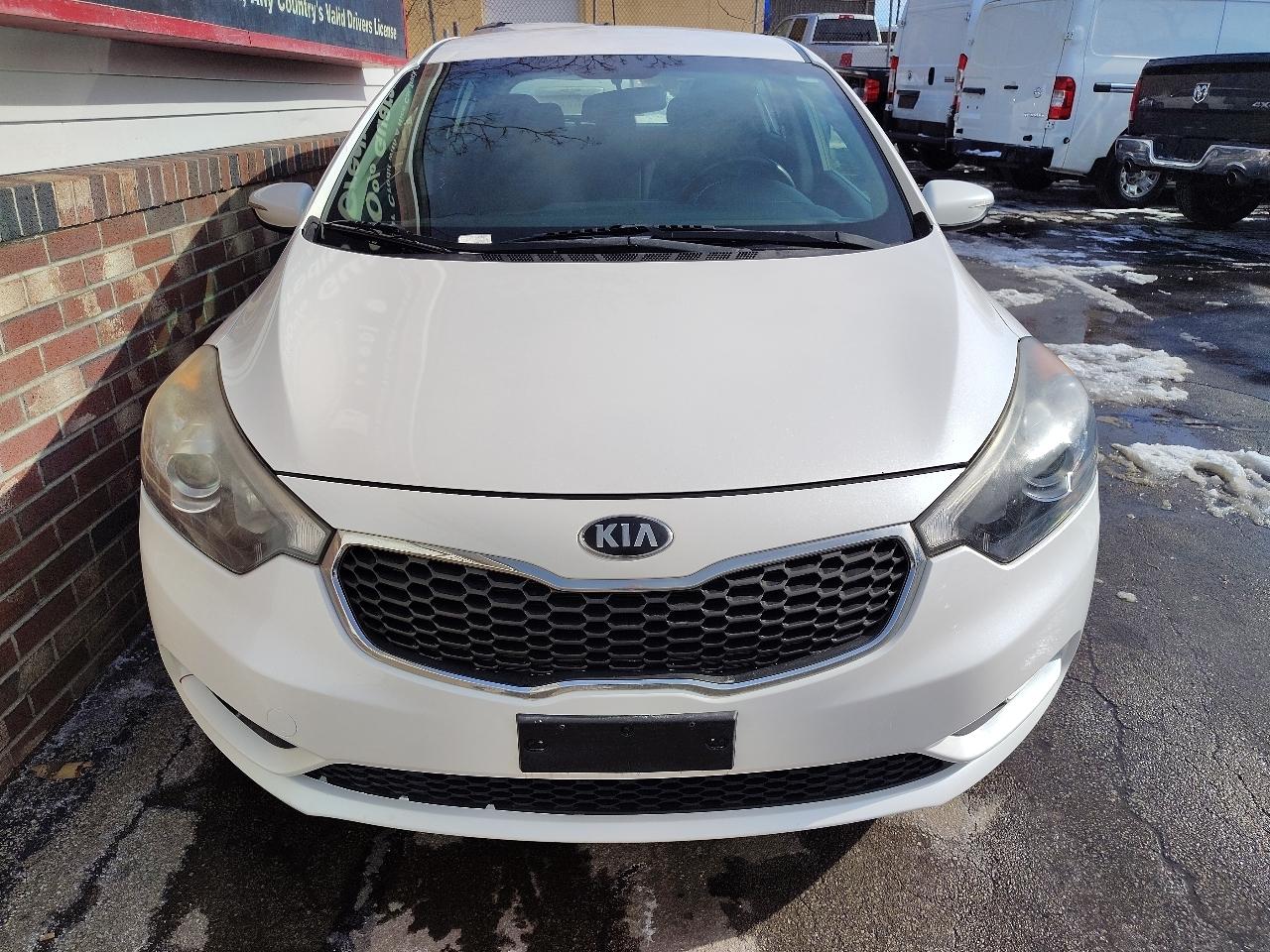 Kia Forte 5-Door EX 2016