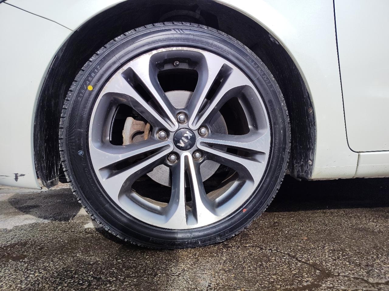 Kia Forte 5-Door EX 2016