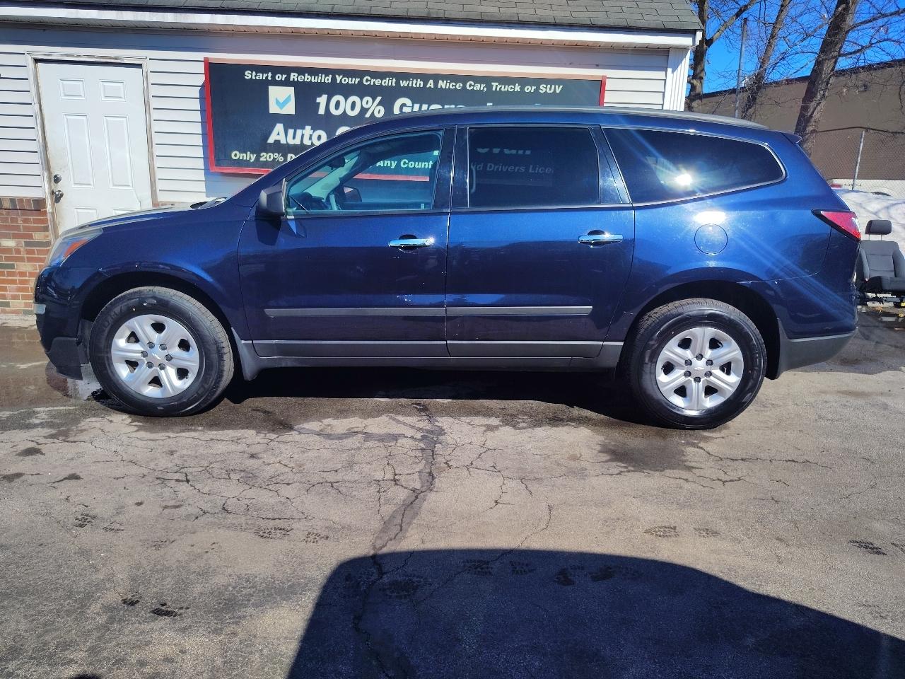 Chevrolet Traverse LS 2016
