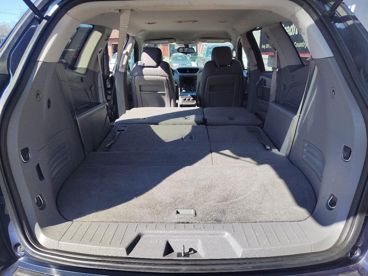 Chevrolet Traverse LS 2016