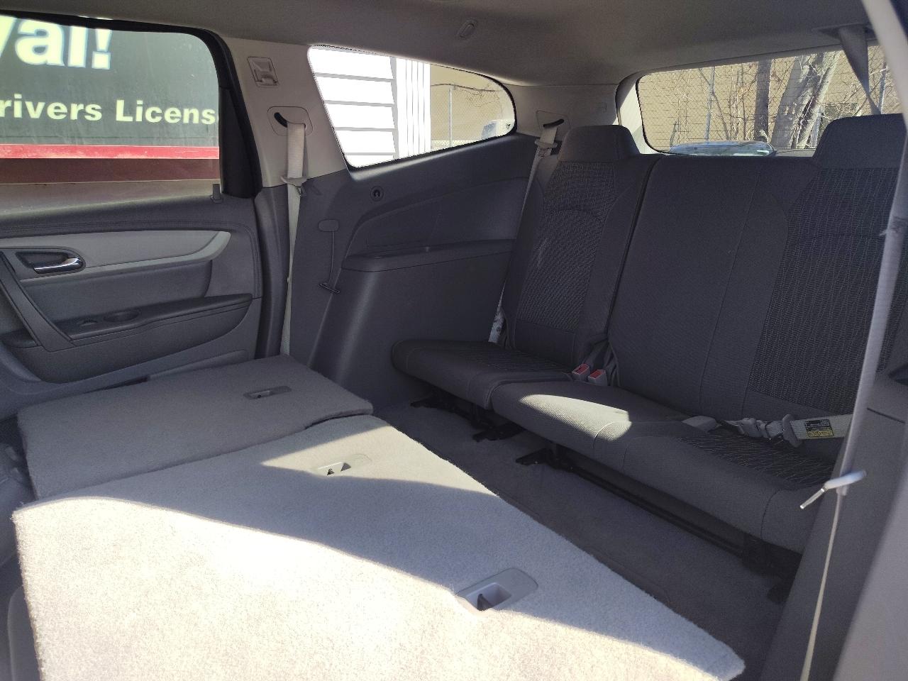 Chevrolet Traverse LS 2016