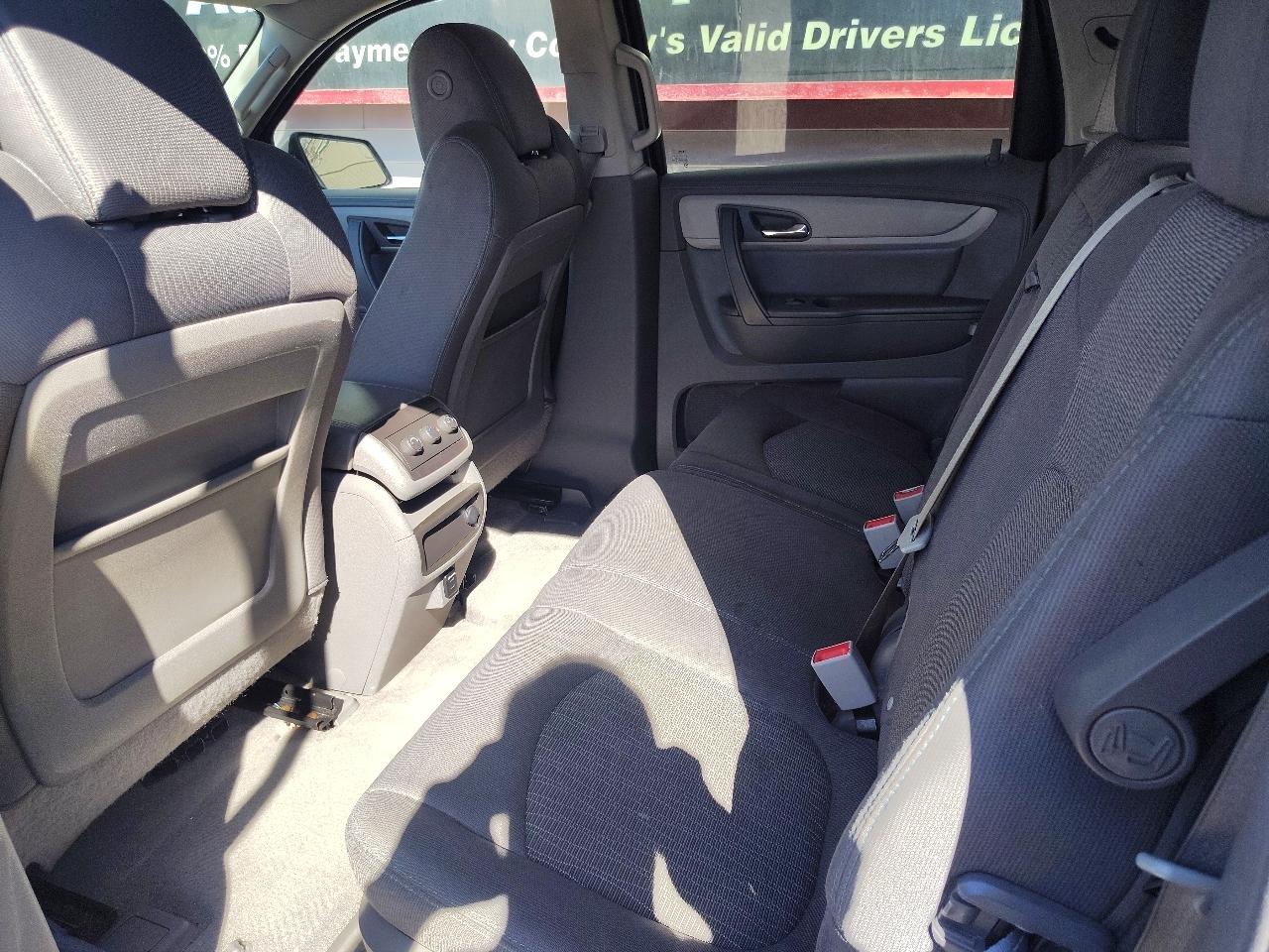 Chevrolet Traverse LS 2016