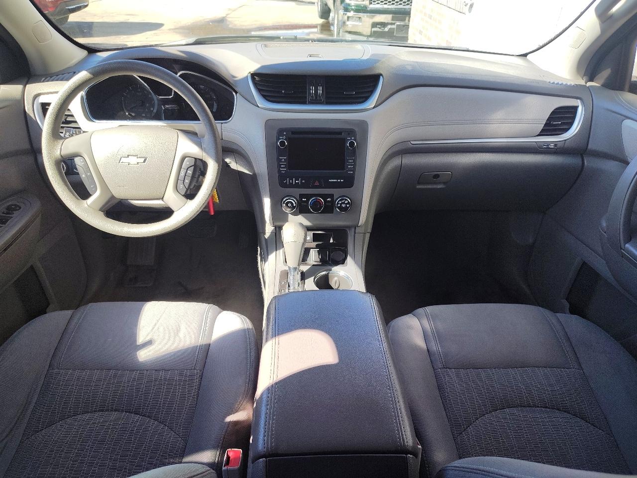 Chevrolet Traverse LS 2016