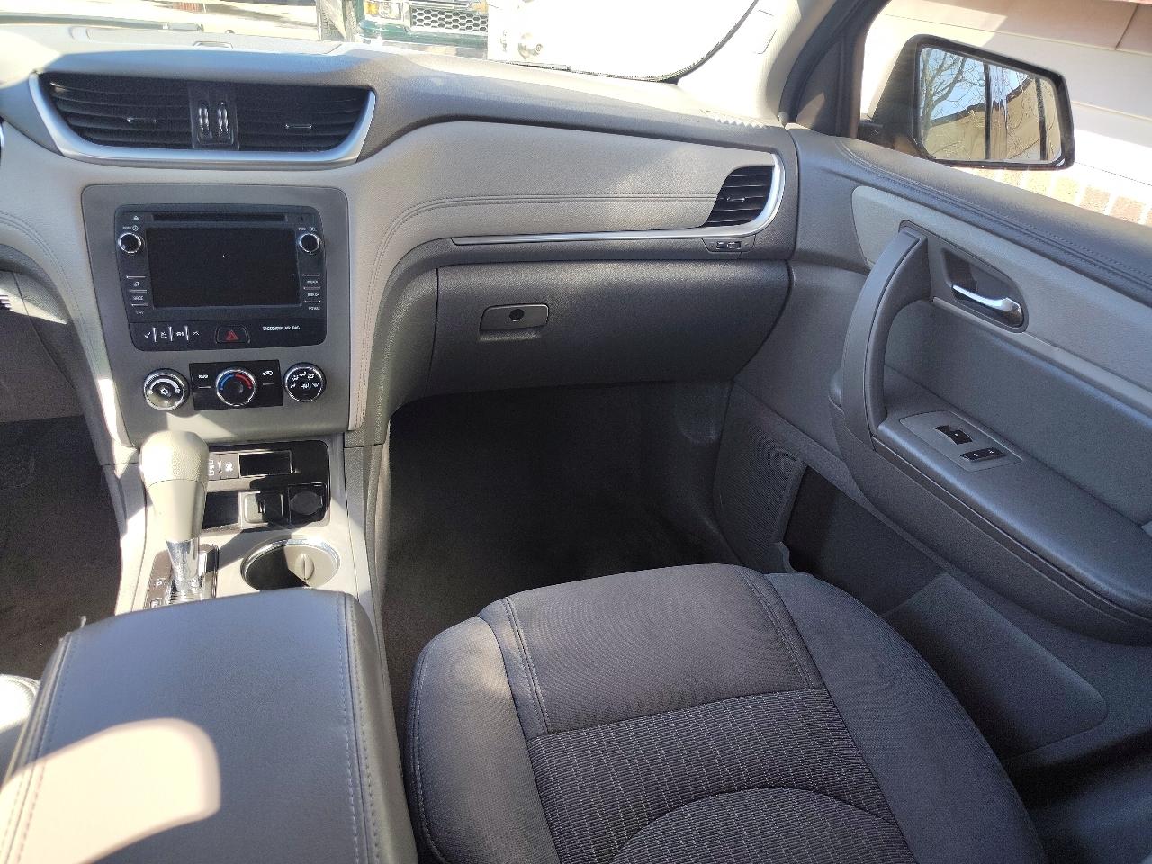 Chevrolet Traverse LS 2016