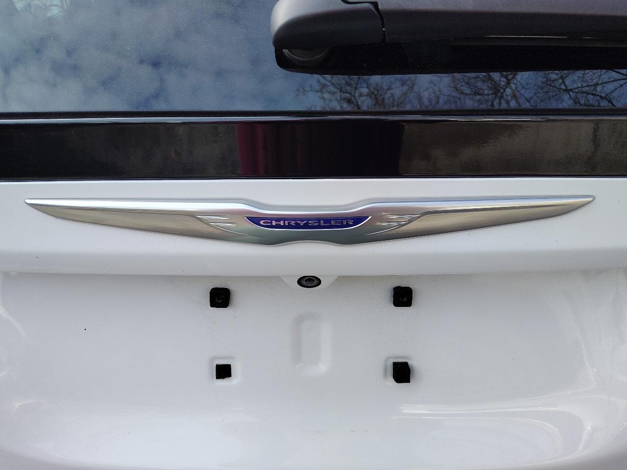 Chrysler Pacifica Limited 2020