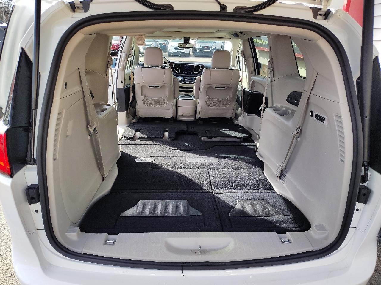 Chrysler Pacifica Limited 2020