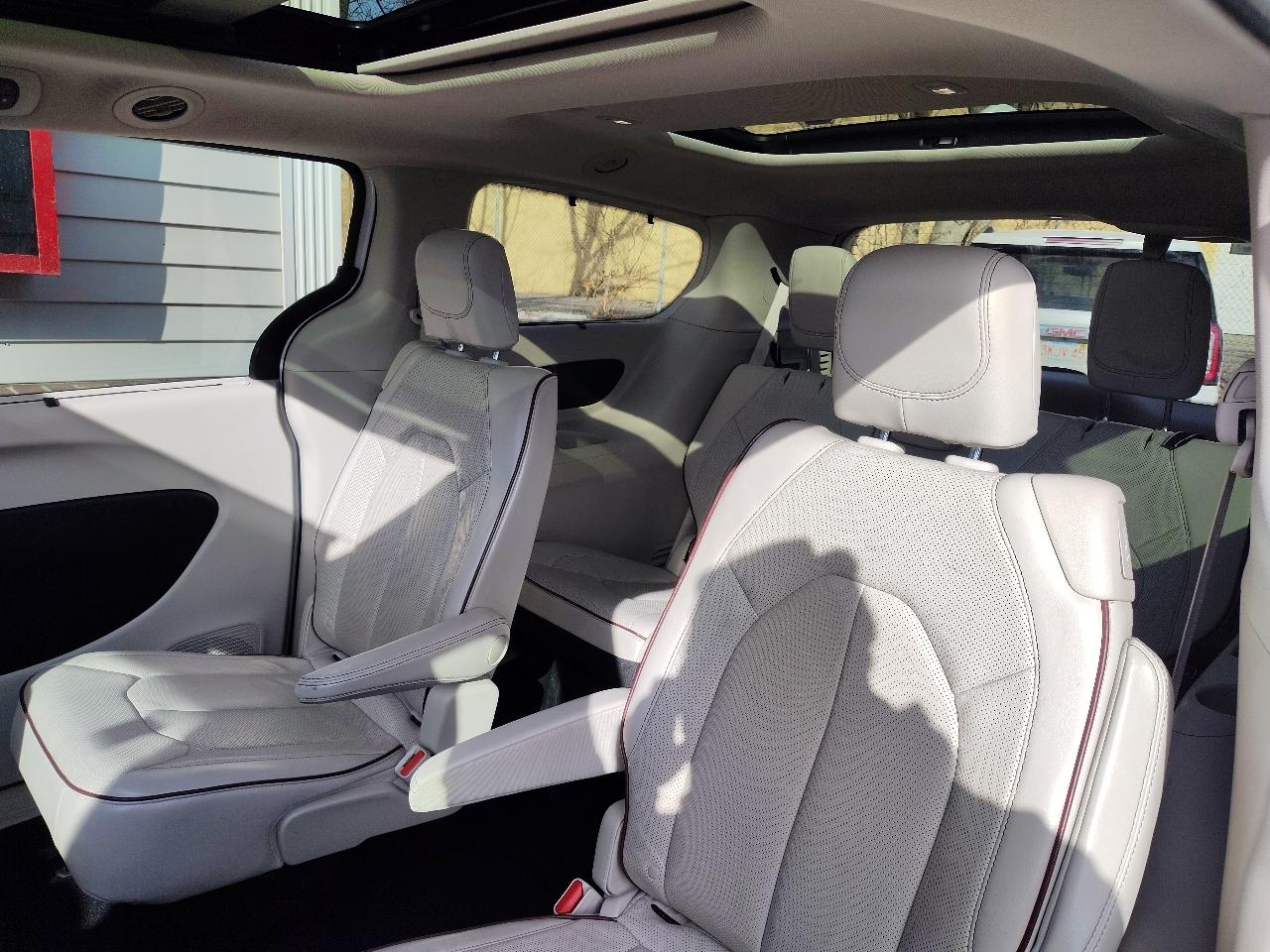 Chrysler Pacifica Limited 2020