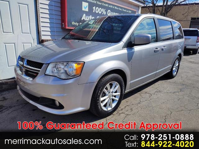 Gray 2019 Dodge Grand Caravan SXT FWD Minivan Front-Wheel Drive Automatic