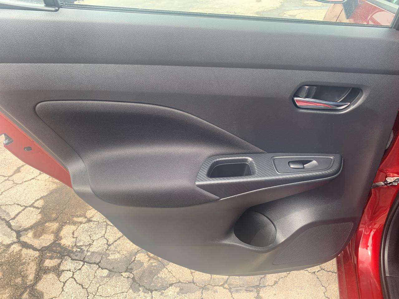 Nissan Versa SV 2021