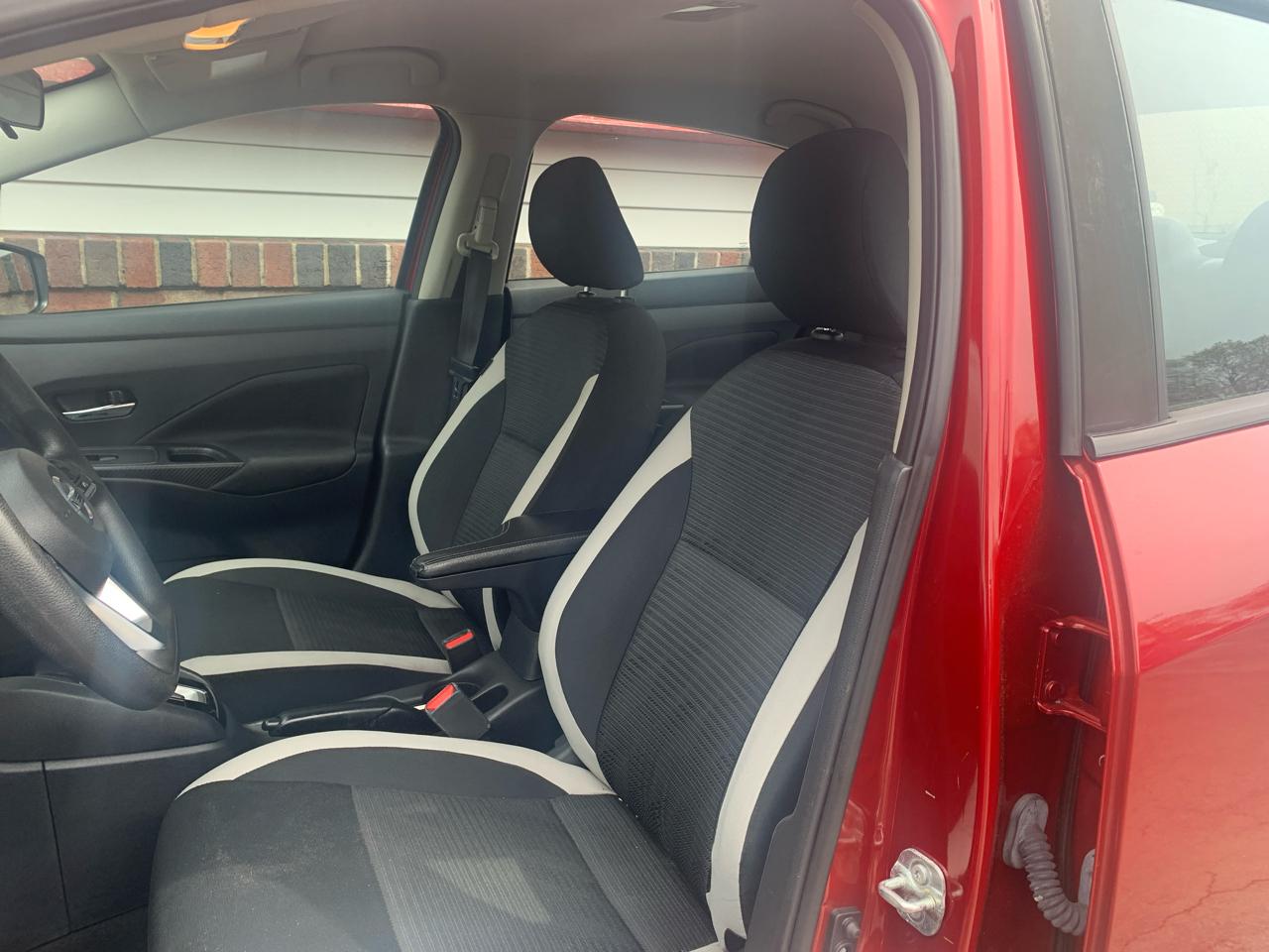 Nissan Versa SV 2021