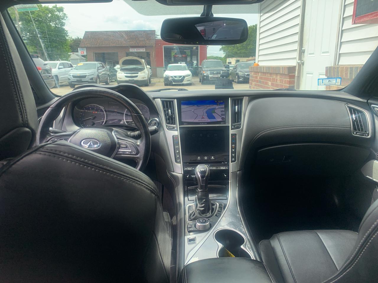 Infiniti Q60 3.0t LUXE AWD 2018