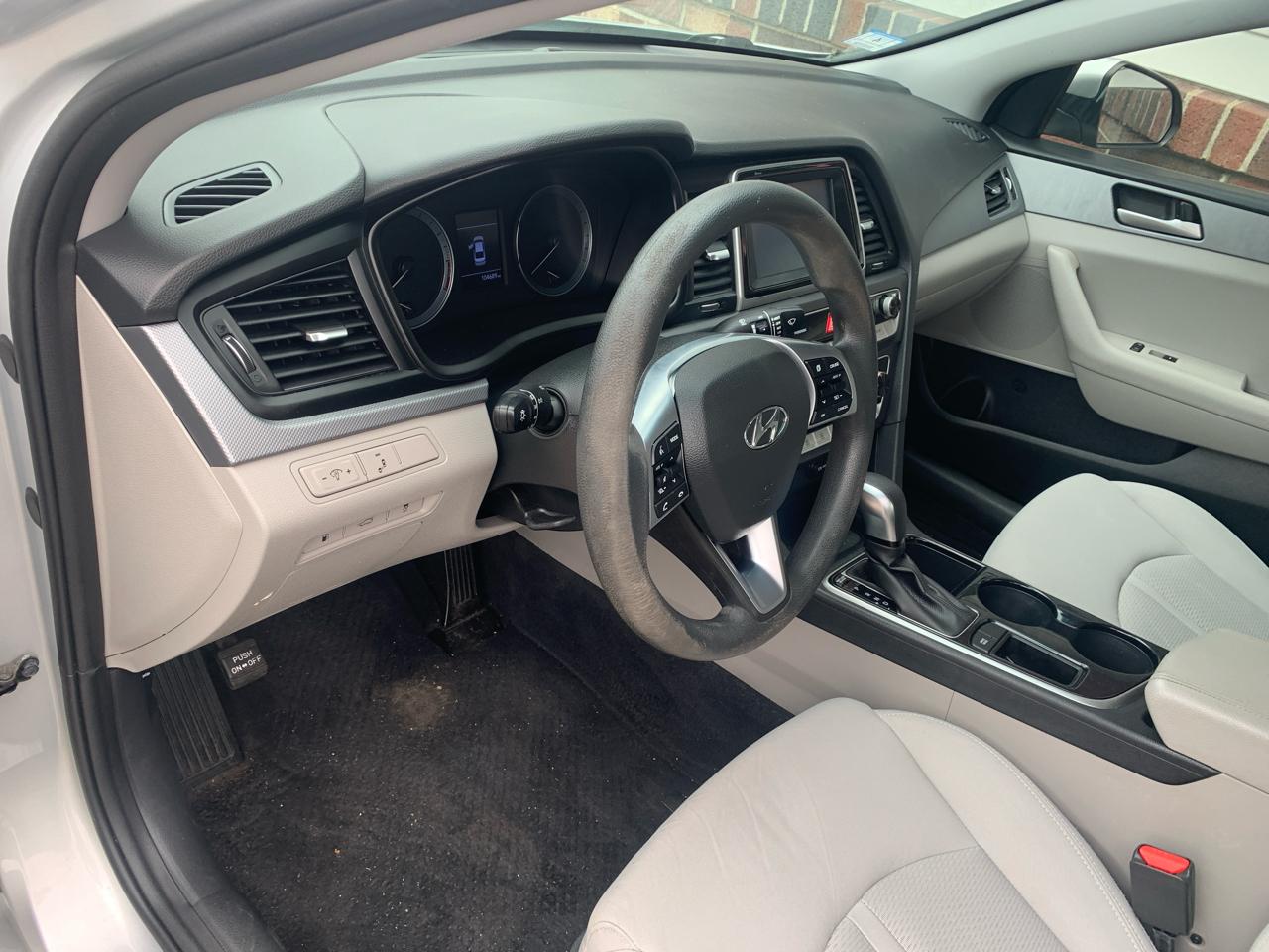 Hyundai Sonata SE 2019