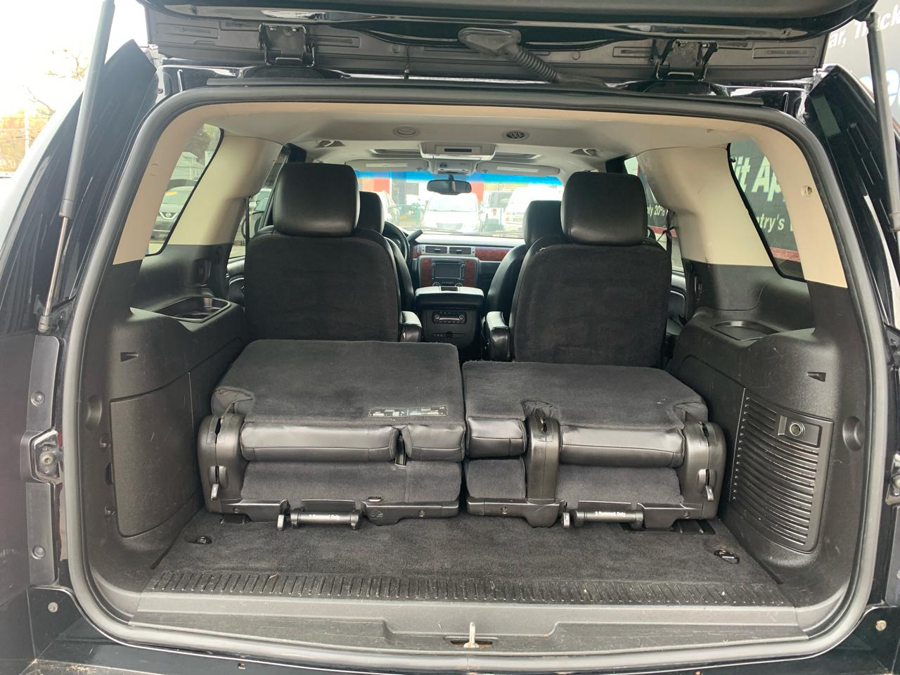 Chevrolet Tahoe  2014