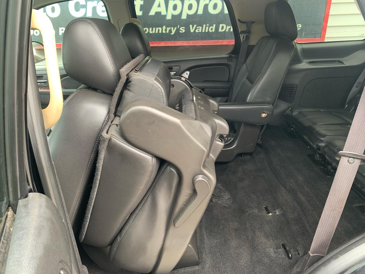 Chevrolet Tahoe  2014