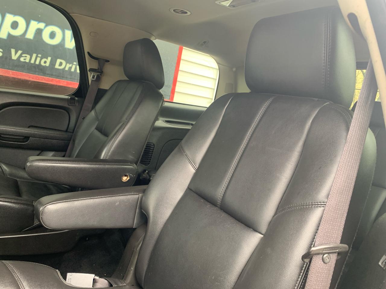 Chevrolet Tahoe  2014