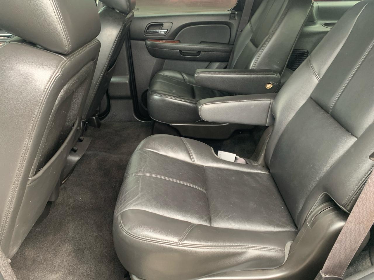 Chevrolet Tahoe  2014