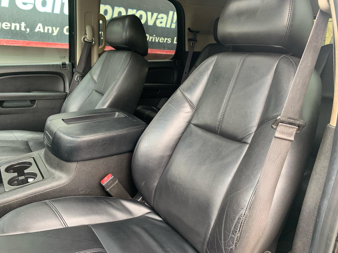 Chevrolet Tahoe  2014