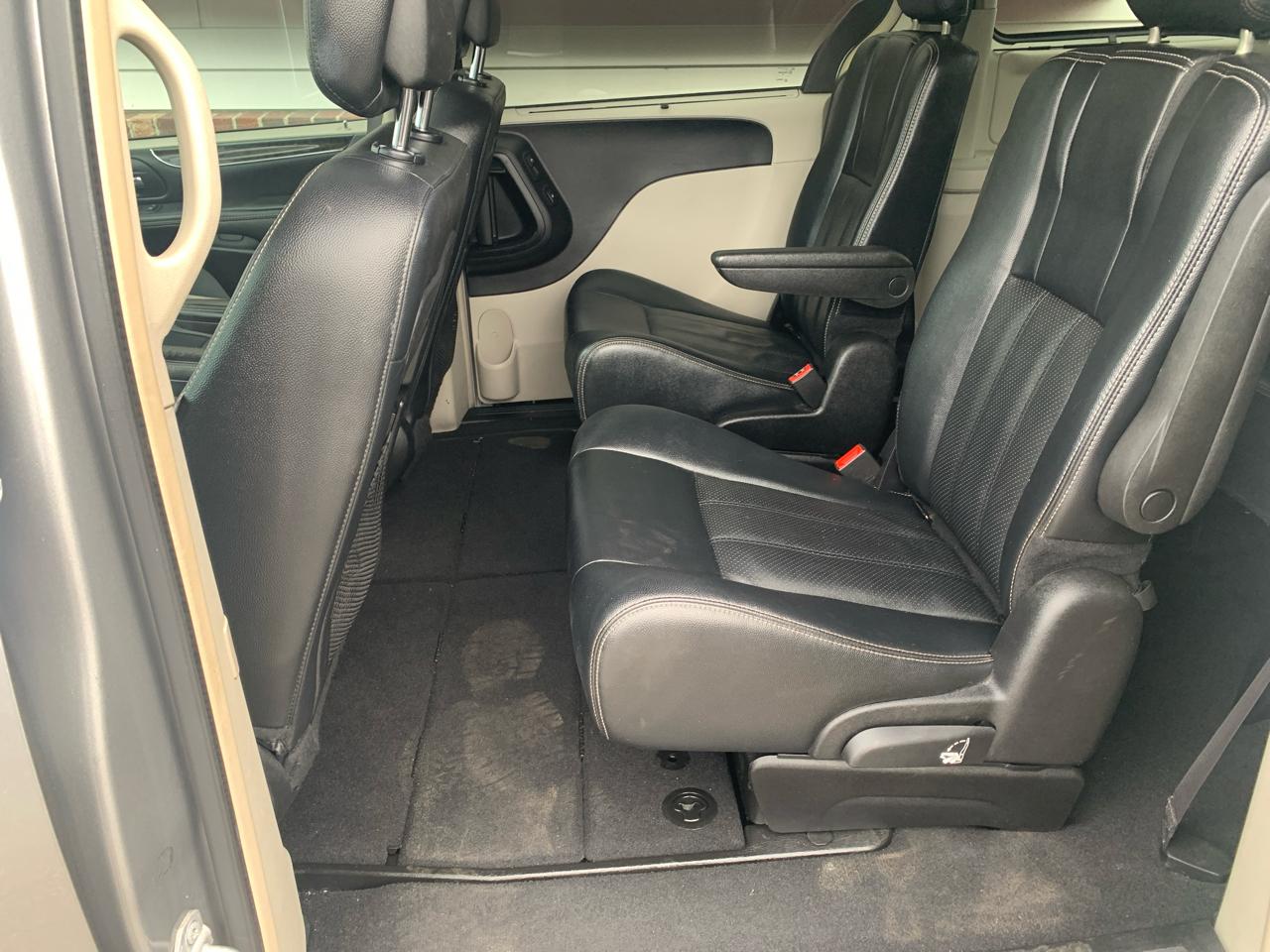 Chrysler Town & Country  2016