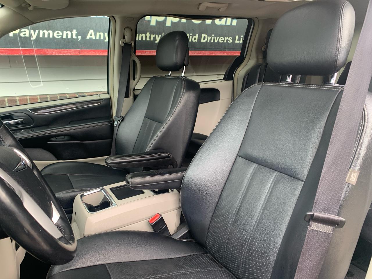 Chrysler Town & Country  2016