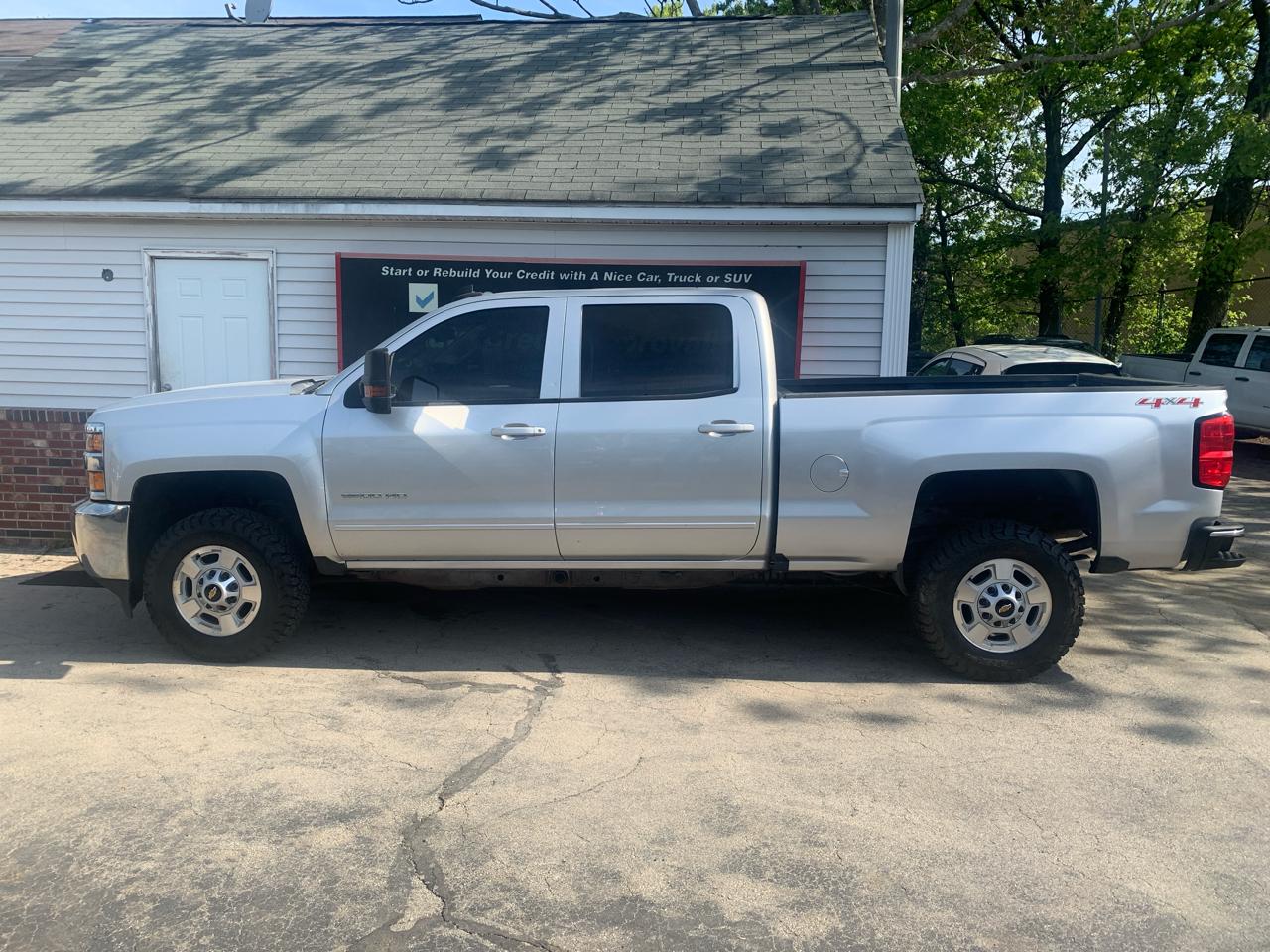 Chevrolet Silverado 2500HD 4WD Crew Cab 153.7" LT 2017