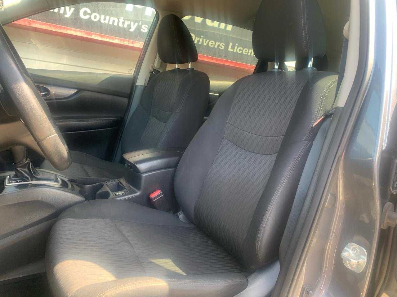 Nissan Rogue AWD SV 2019