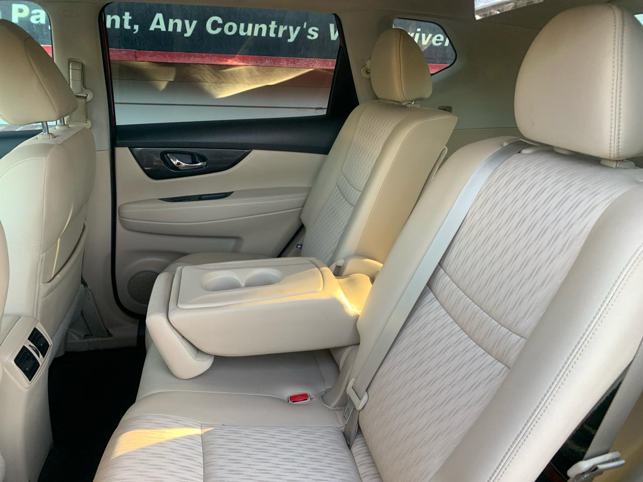 Nissan Rogue AWD SV 2017