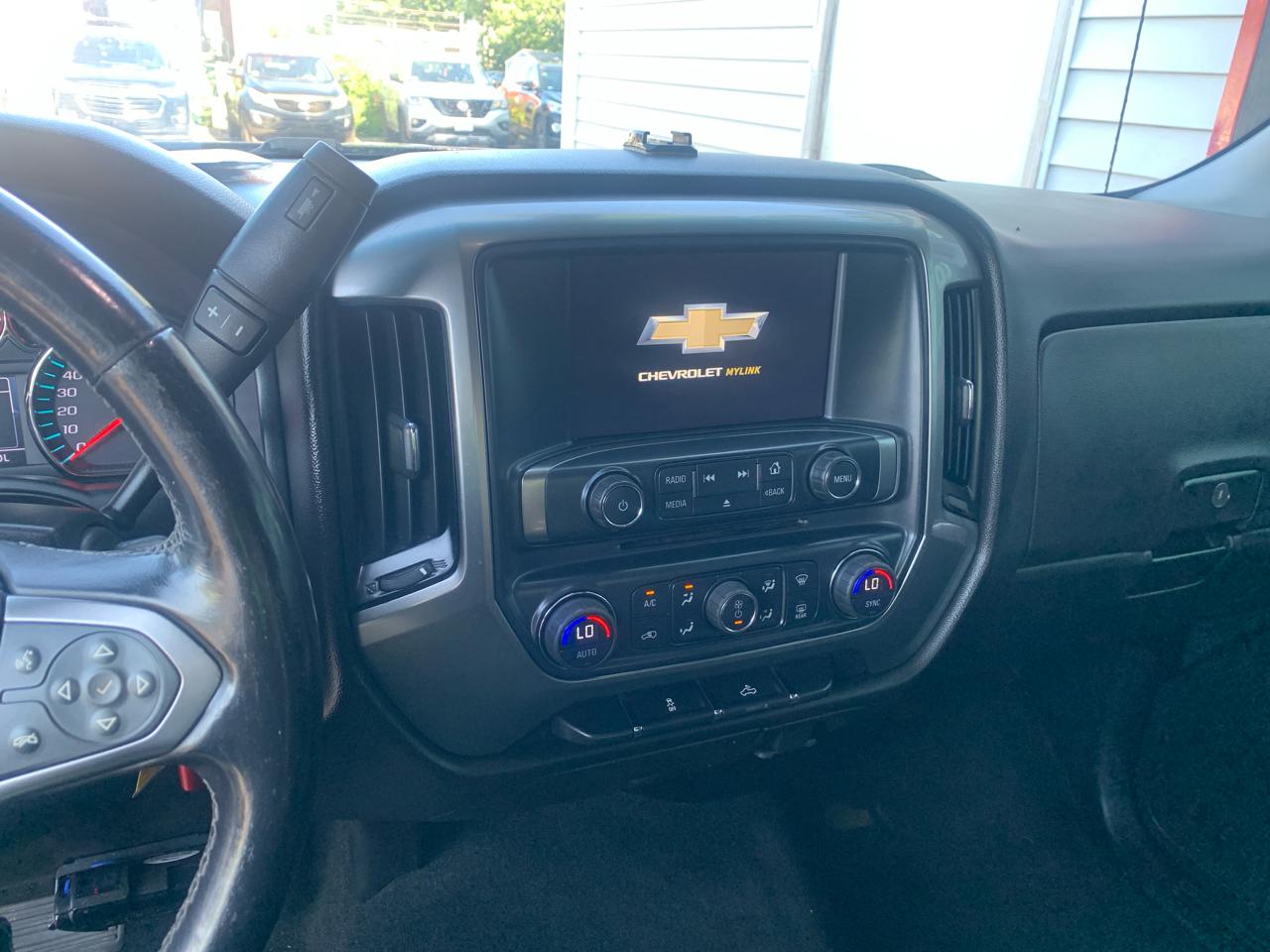Chevrolet Silverado 1500 4WD Double Cab 143.5" LT w/1LT 2018