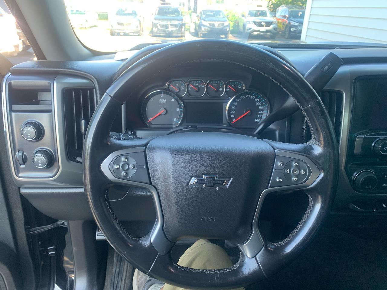 Chevrolet Silverado 1500 4WD Double Cab 143.5" LT w/1LT 2018