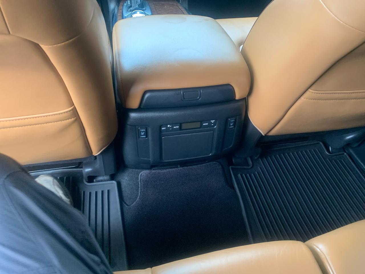 Nissan Armada 4x4 Platinum 2017