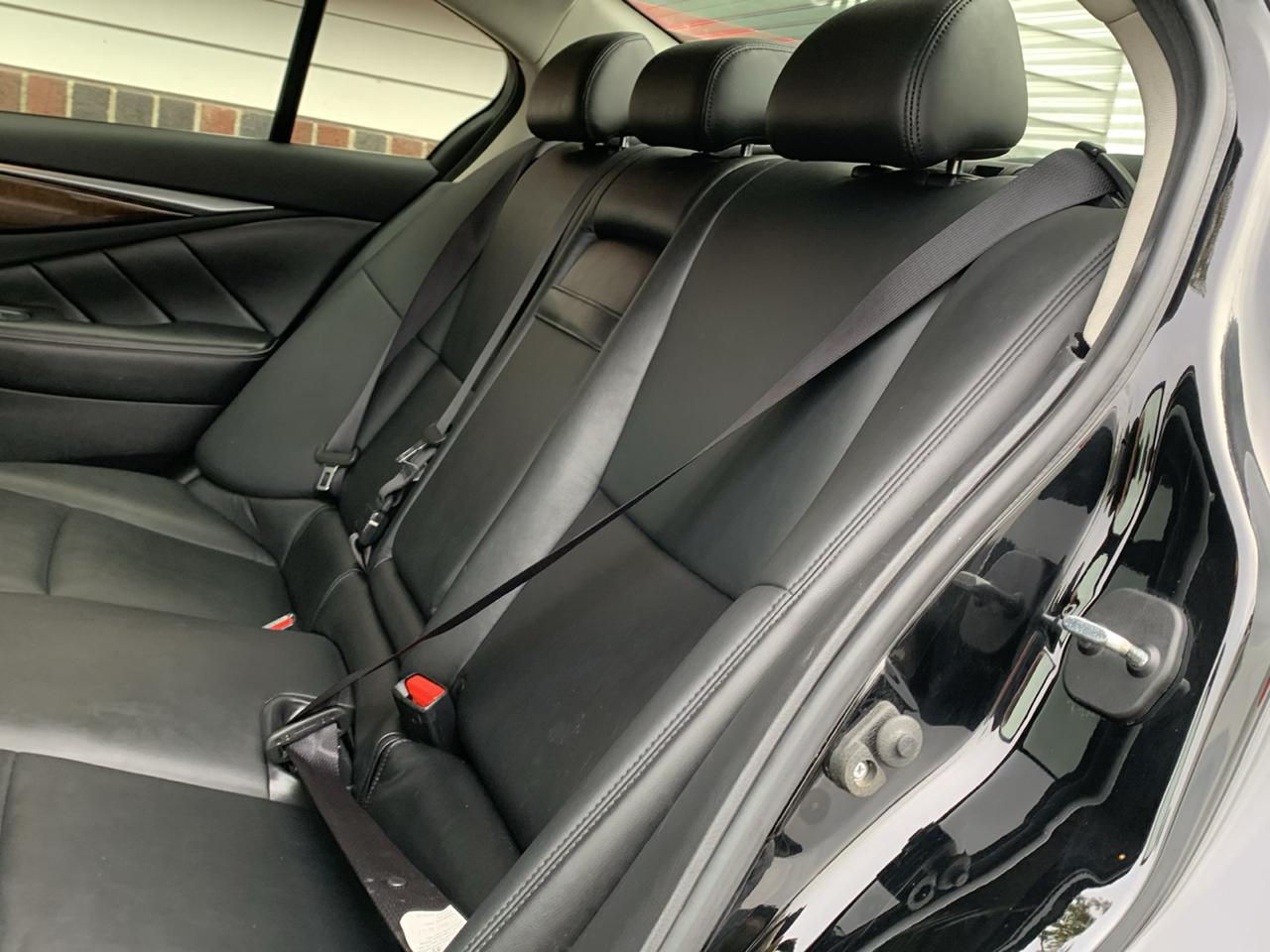 Infiniti Q50 3.0t LUXE AWD 2018