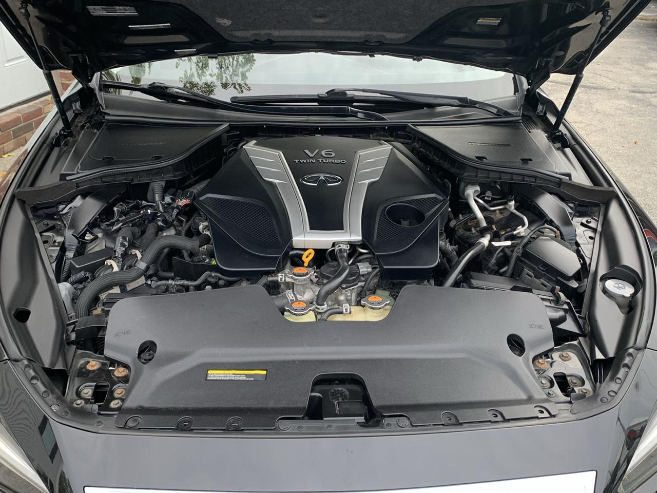 Infiniti Q50 3.0t LUXE AWD 2018