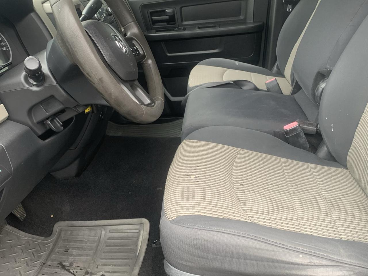 RAM 1500 4WD Quad Cab 140.5" Express 2012
