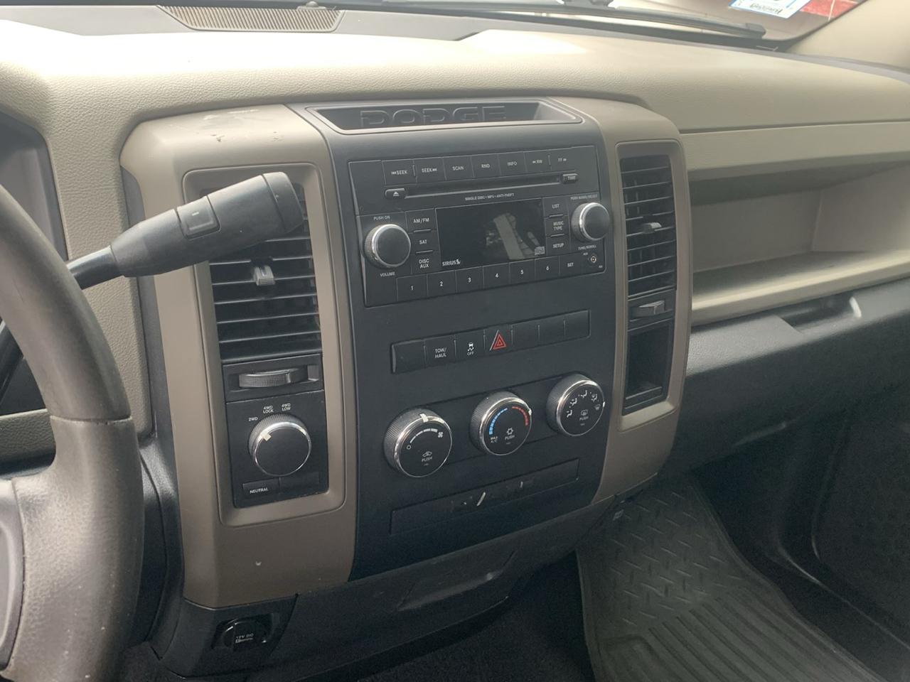 RAM 1500 4WD Quad Cab 140.5" Express 2012