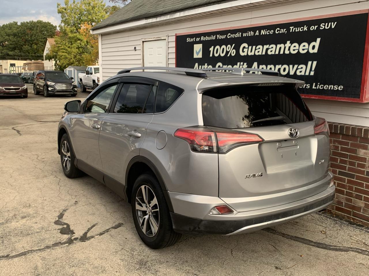 Toyota RAV4 Adventure AWD (Natl) 2018