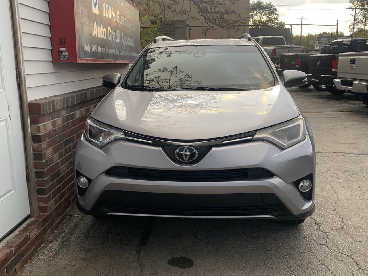Toyota RAV4 Adventure AWD (Natl) 2018