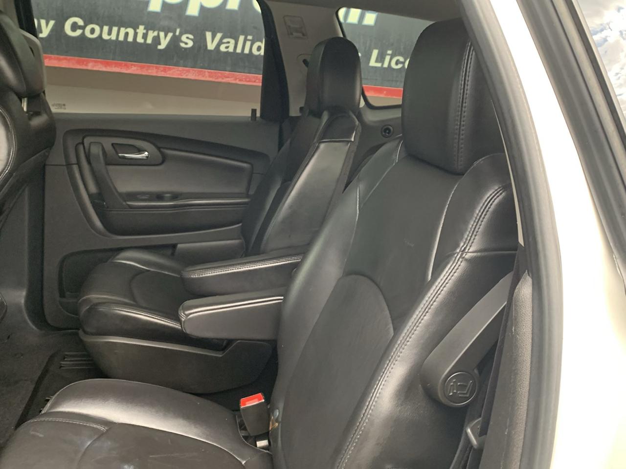 Chevrolet Traverse AWD 4dr LT w/2LT 2012