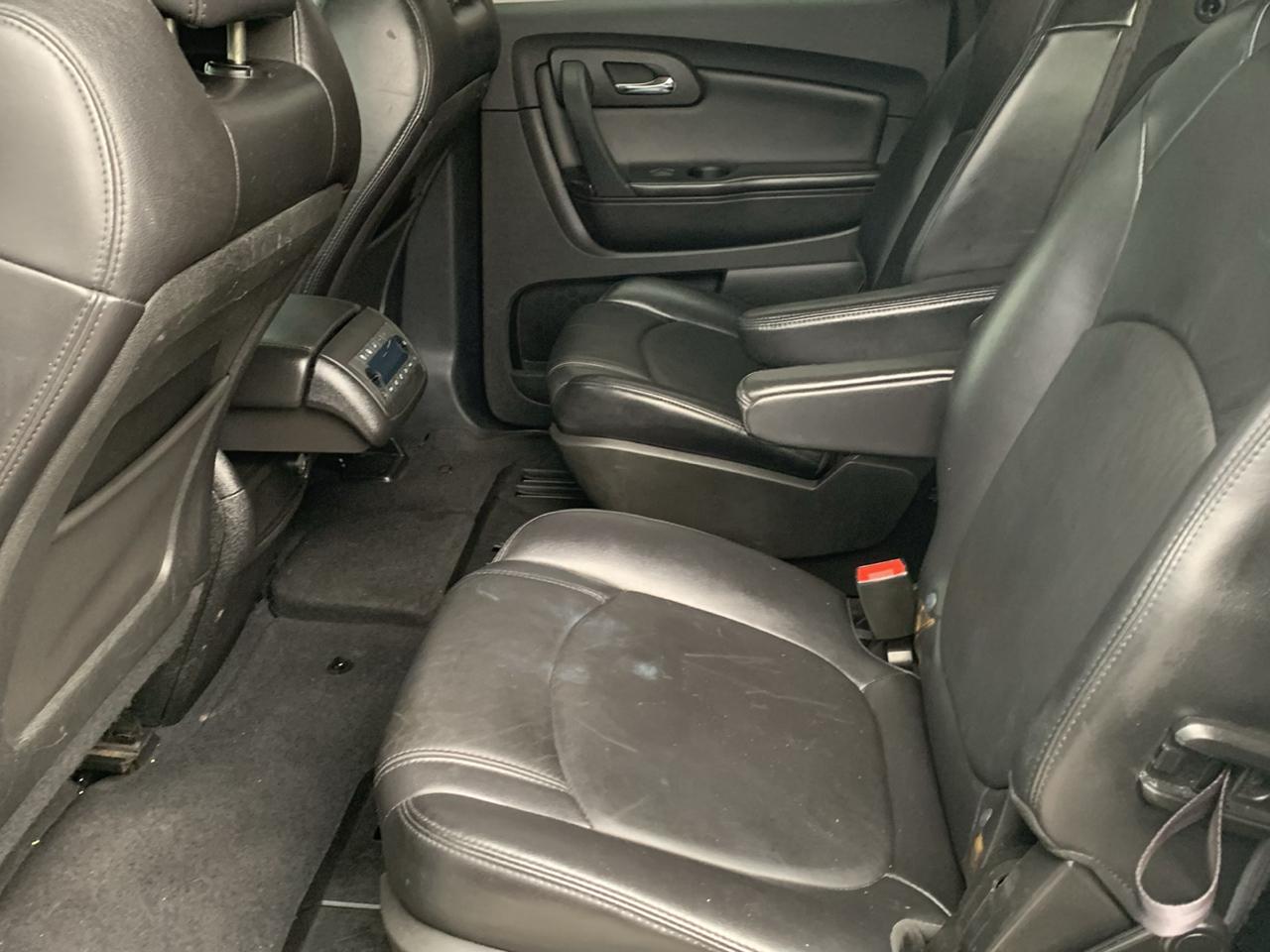 Chevrolet Traverse AWD 4dr LT w/2LT 2012