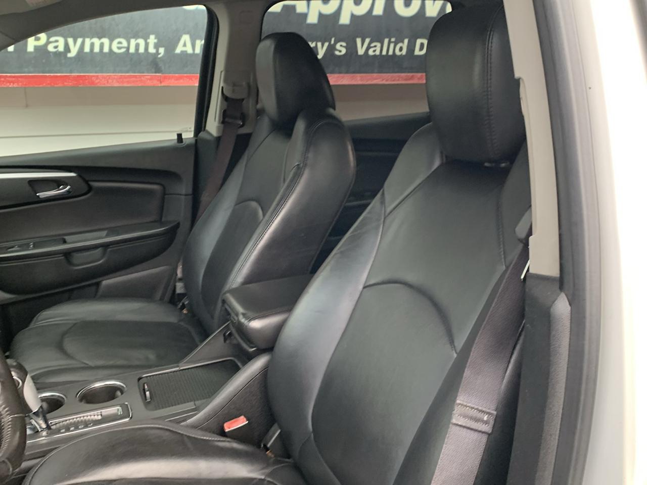Chevrolet Traverse AWD 4dr LT w/2LT 2012