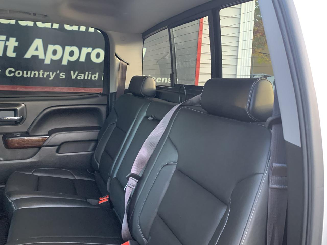 GMC Sierra 1500 4WD Crew Cab 143.5" SLT 2017