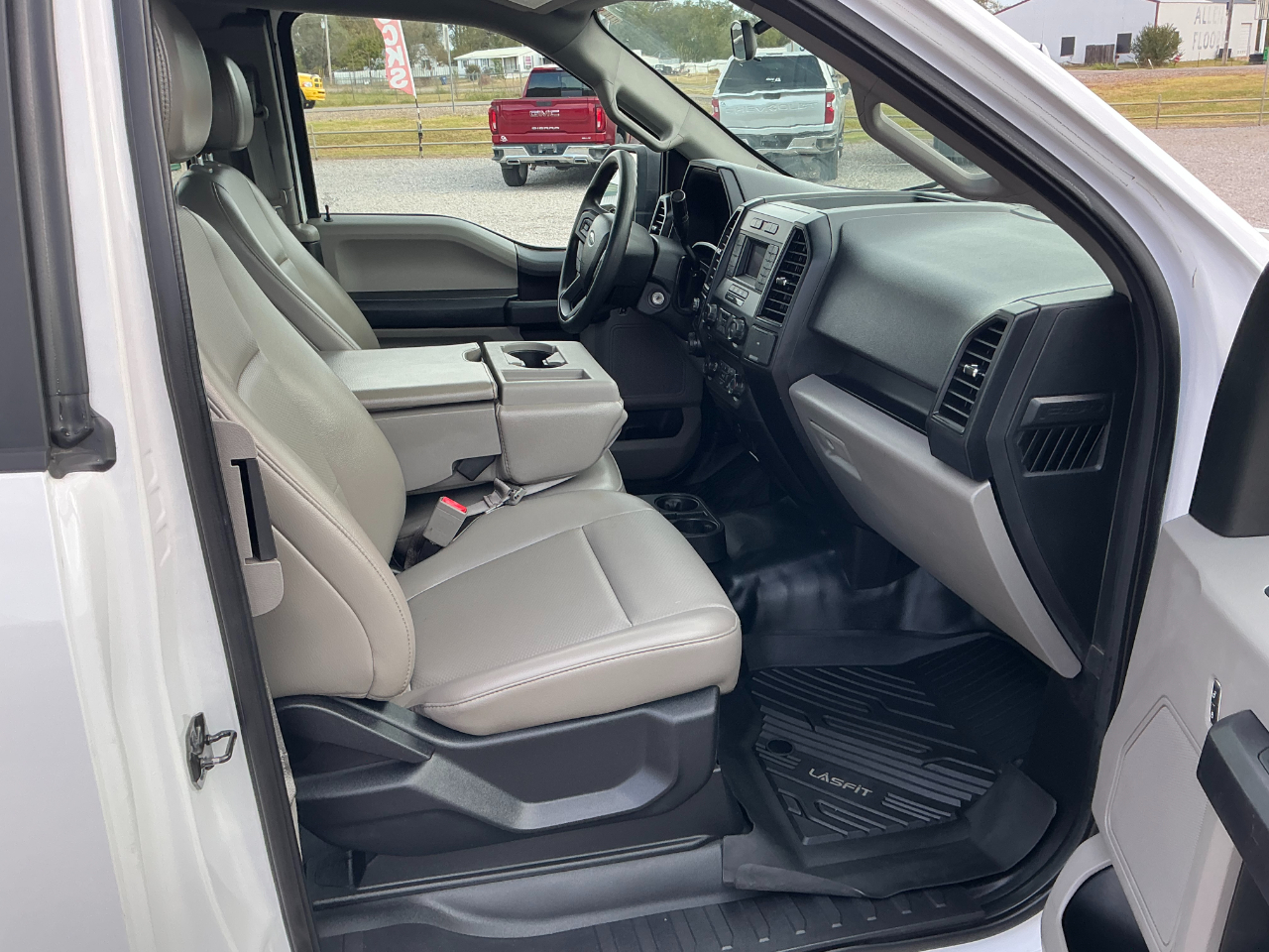 Ford F-150 XL SuperCab 6.5-ft. Bed 4WD 2018 Ford F-150 XL SuperCab 6.5-ft. Bed 4WD 2018