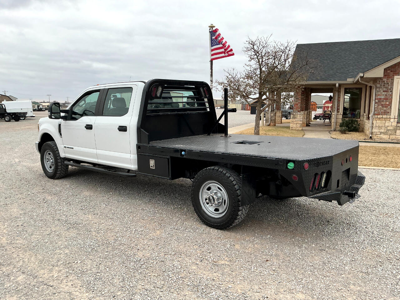 Ford F-350 SD XL Crew Cab Long Bed 4WD 2017