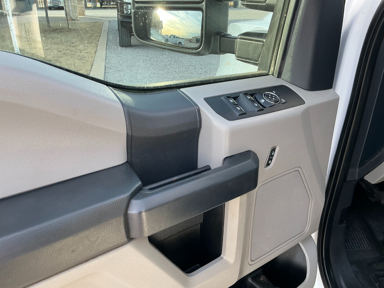 Ford F-250 SD XL Crew Cab 4WD 2022