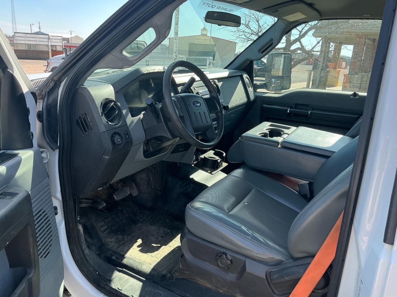 Ford F-350 SD XL DRW 4WD 2015