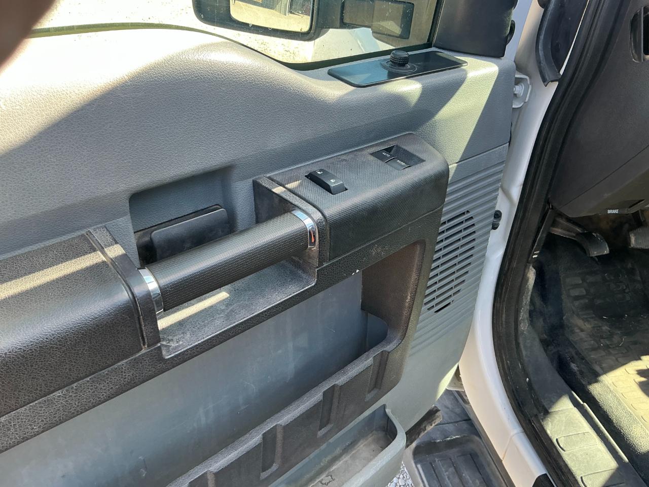 Ford F-350 SD XL DRW 4WD 2015