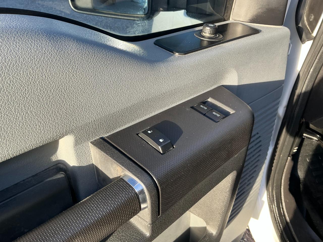 Ford F-350 SD XL 4WD 2016