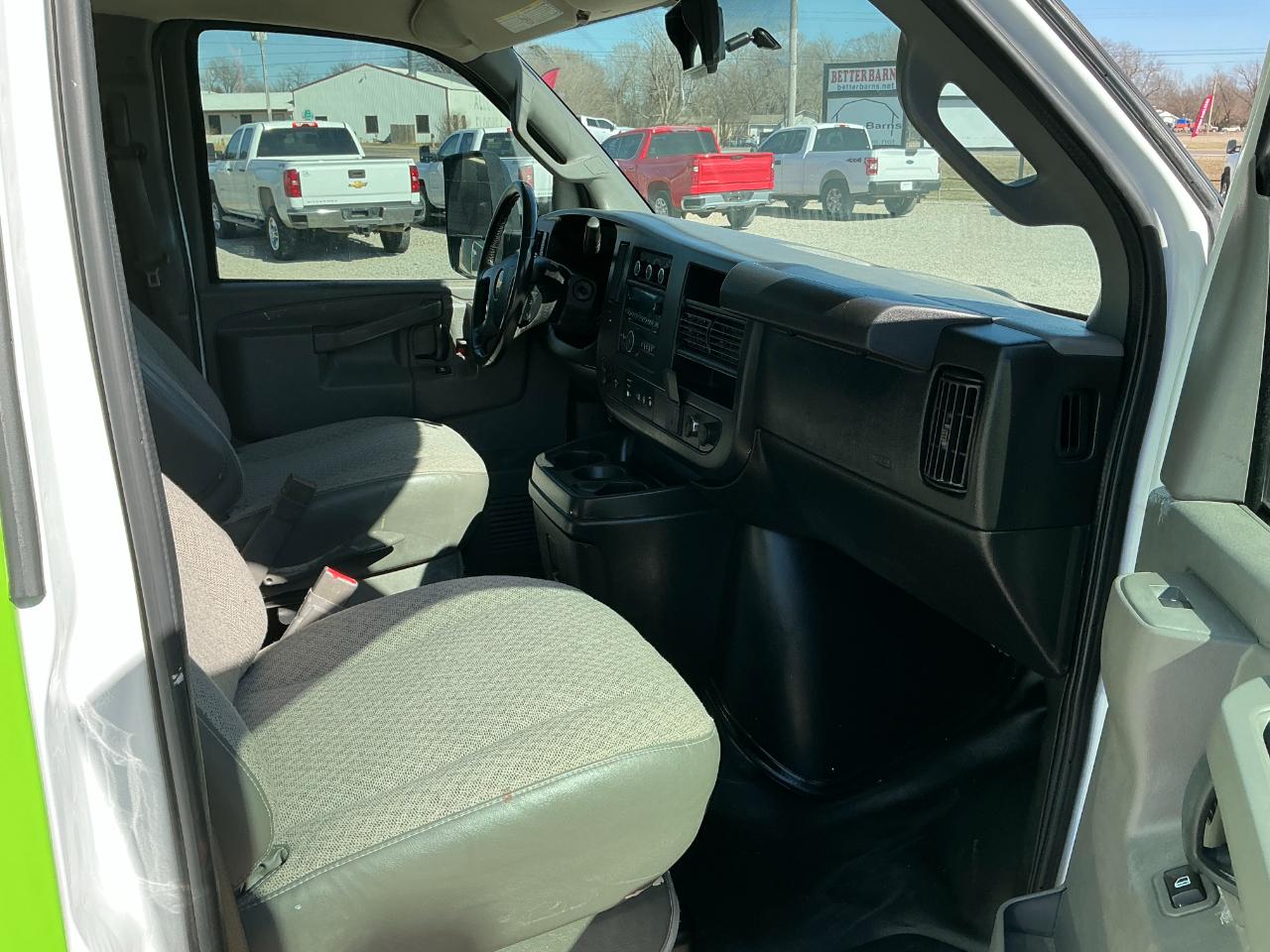 Chevrolet Express G3500 139" 2019