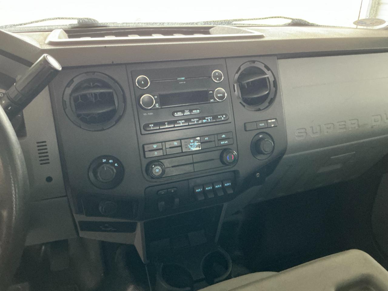 Ford F-350 SD XL DRW 4WD 2013